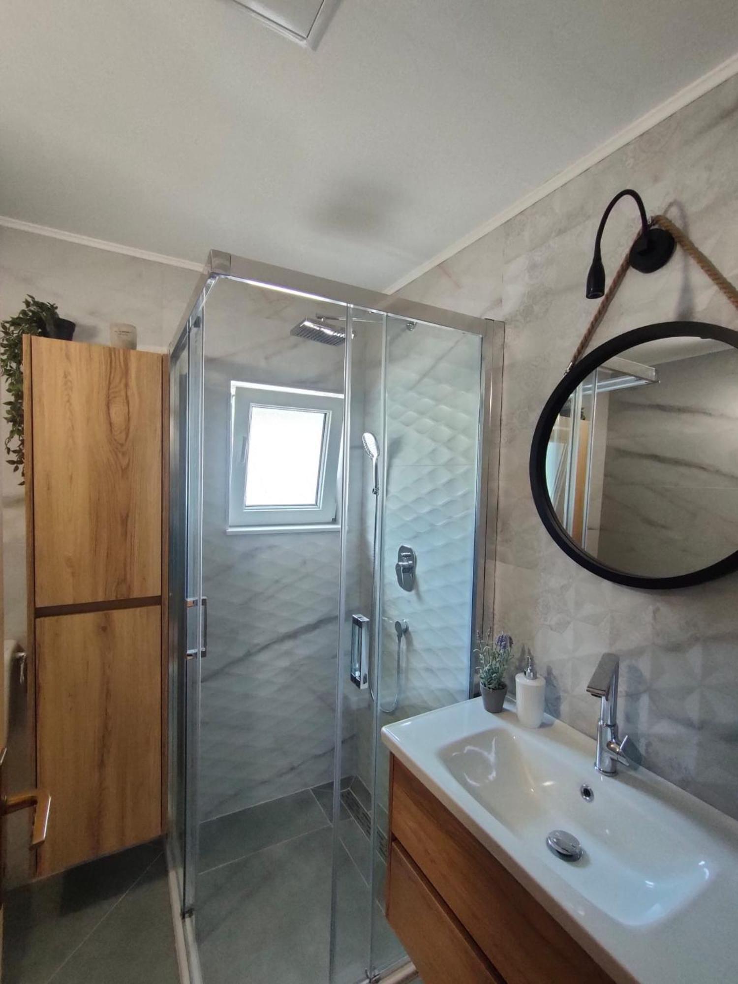 Baska Voda - Apartmani Vesna Habitación foto